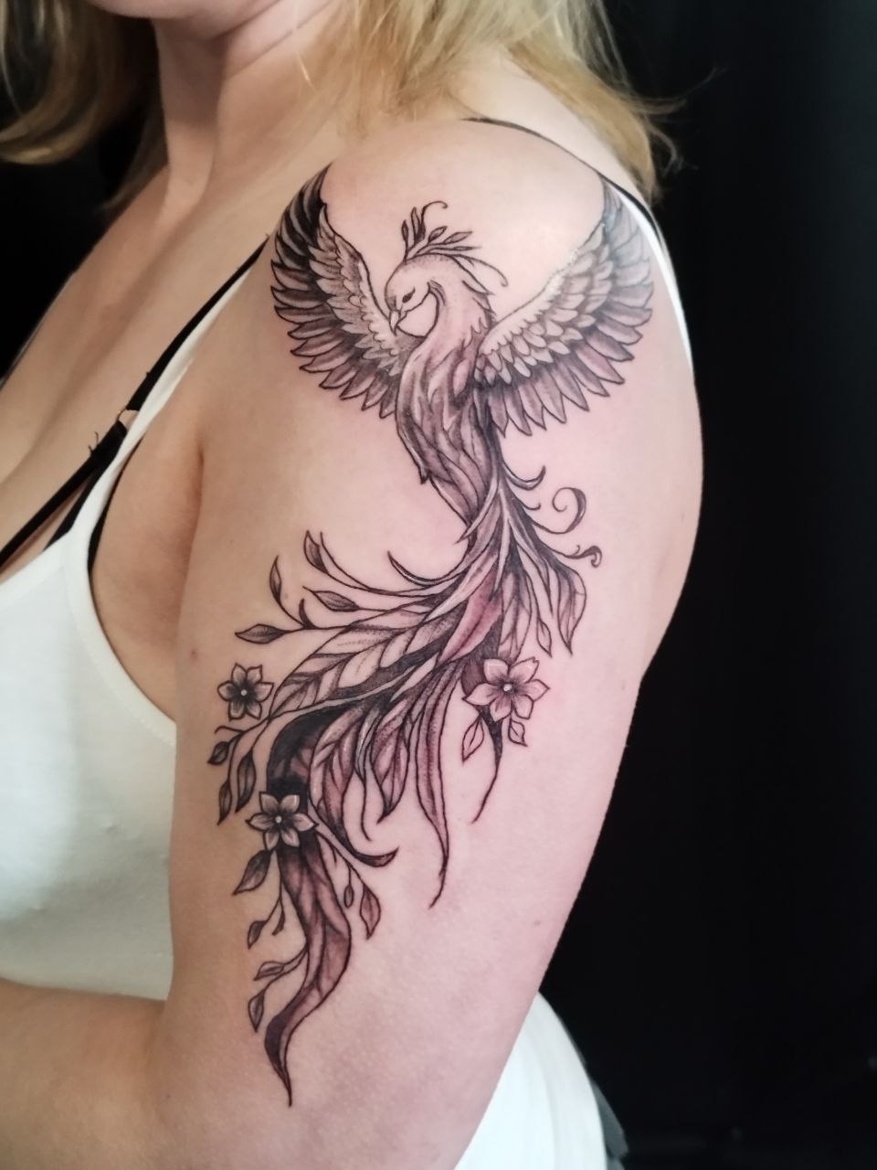 phönix tattoo black and grey sepia tattoo